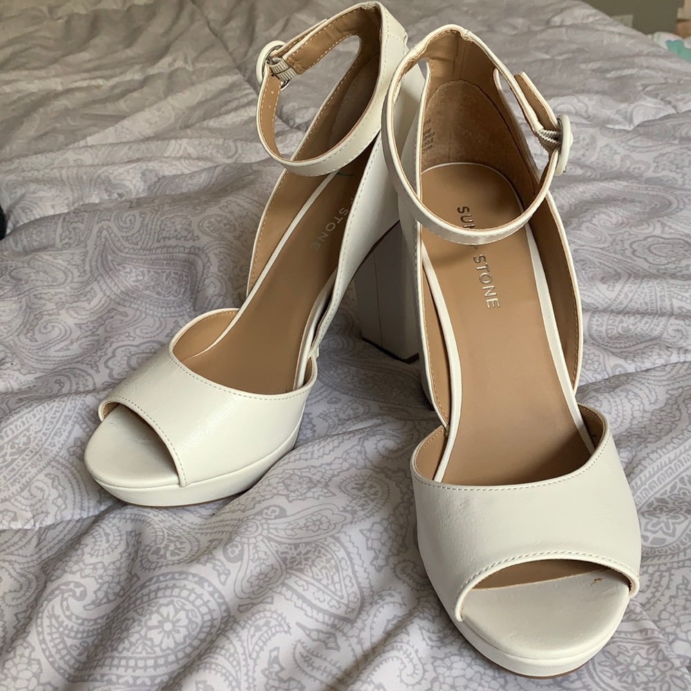Platform block heel